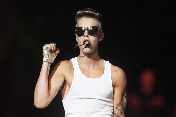  Singapore F1 Grand Prix: Justin Bieber Ignites Sparks In Singapore