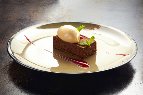 Asian spices gluten free cake with tamarind sorbet and roselle gel