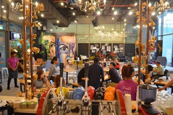  Aria: New Bistro In SUTD Serves Good Music and Honest Vibes