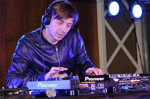  Intoxicated by EDM: Ultra Singapore 2017’s Headliner Martin Solveig On What Makes Him Happy