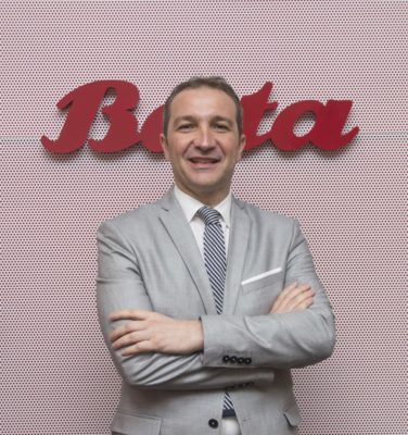 Mr. Pontecorvo (Photo from Bata)