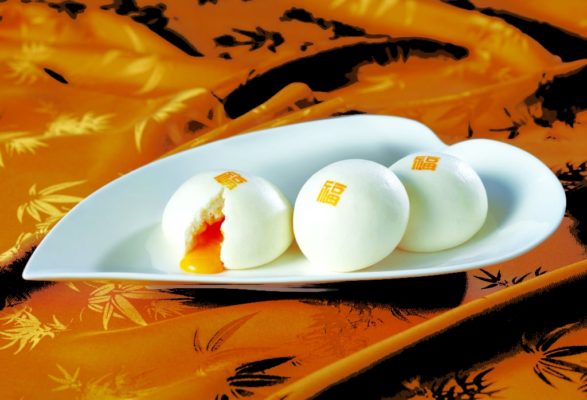 Steamed Custard Buns