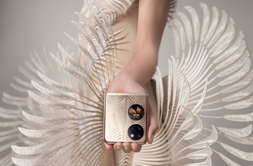  Show Off your Fashion Credentials with a Smartphone that Screams Haute Couture Style