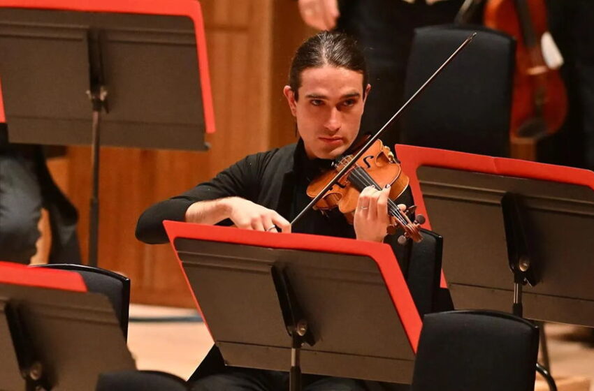  Priceless 18th-Century Violin Stolen from London Musician